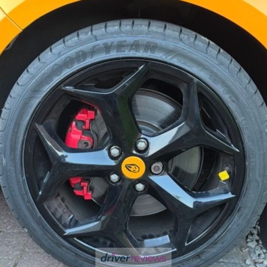 Goodyear Eagle F1 Asymmetric 2 235/40 R18 at Blackcircles.com