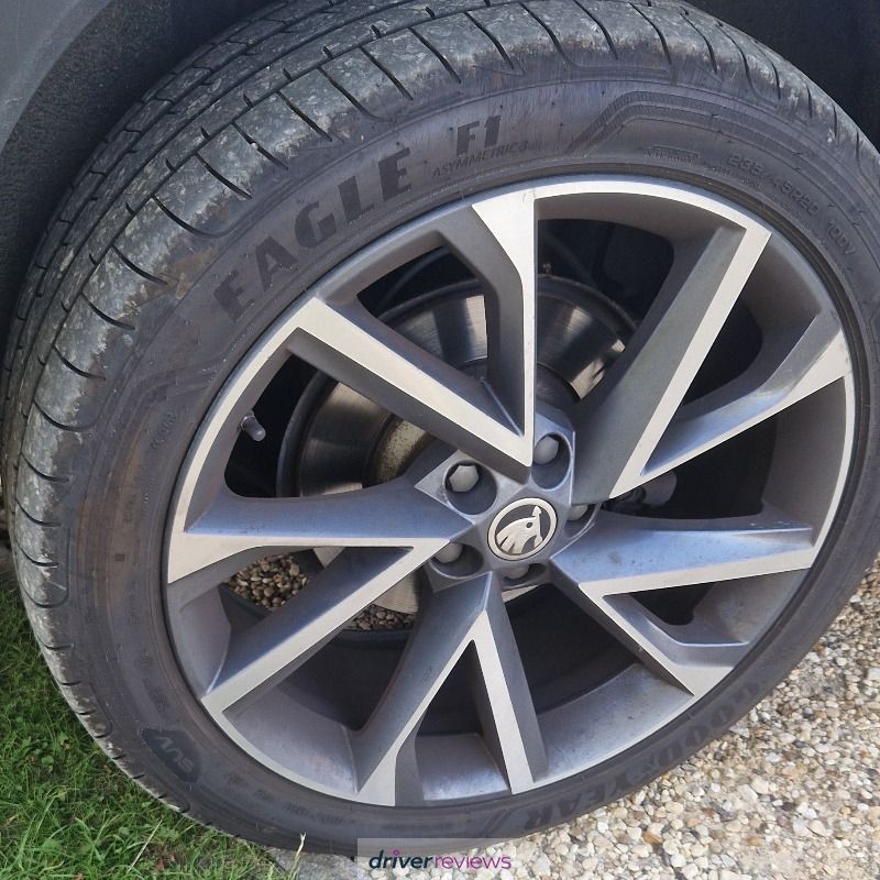 Image #1; Goodyear Eagle F1 Asymmetric 3 SUV, 235/45 R20 V; Skoda Kodiaq