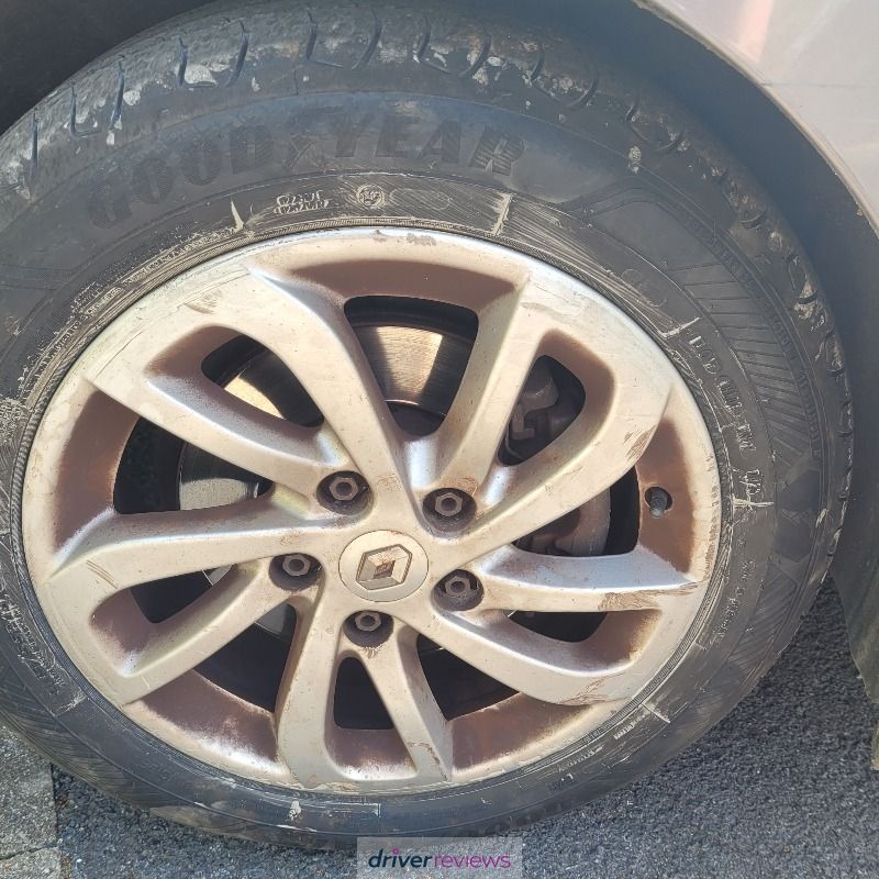 Image #6; Goodyear EfficientGrip Performance 2, 205/55 R16 V; Renault Megane