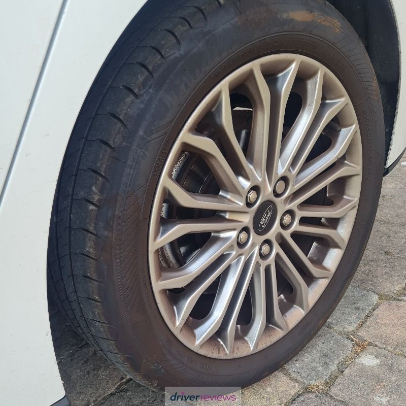 【新品未使用】GOODYEAR EfficientGrip 215/50R17 Goodyear EfficientGrip Performance 2 215/50 R17 at Blackcircles.com