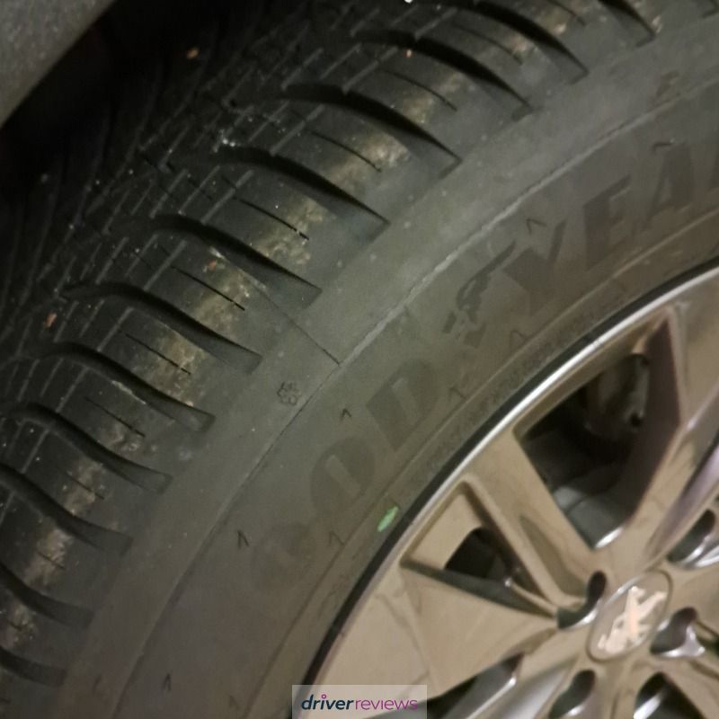Image #10; Goodyear Vector 4Seasons Gen-3, 215/65 R16 H; Peugeot 2008