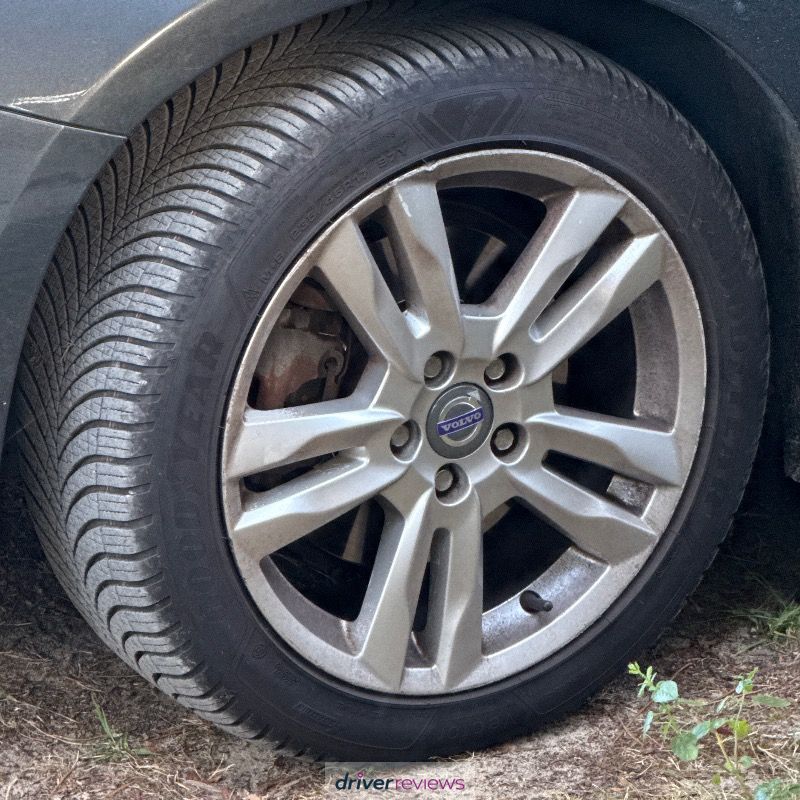 Image #3; Goodyear Vector 4Seasons Gen-3, 235/45 R17 Y; Volvo V60