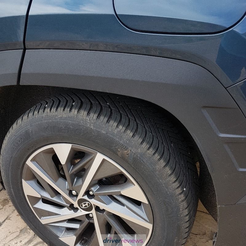 Hankook Kinergy 4S 2 X 235/55 R19 at Blackcircles.com