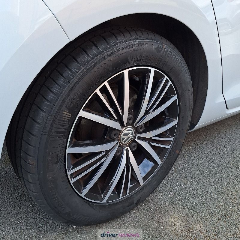Hankook Ventus Prime 4 205/45 R17 at Blackcircles.com