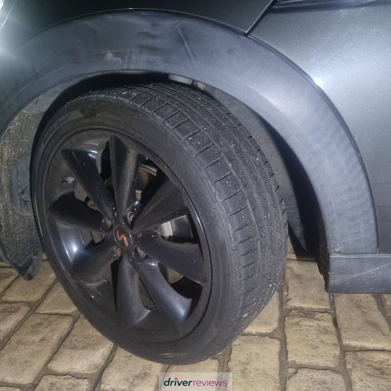 Hankook Ventus S1 Evo 3 285/30 R21 at Blackcircles.com