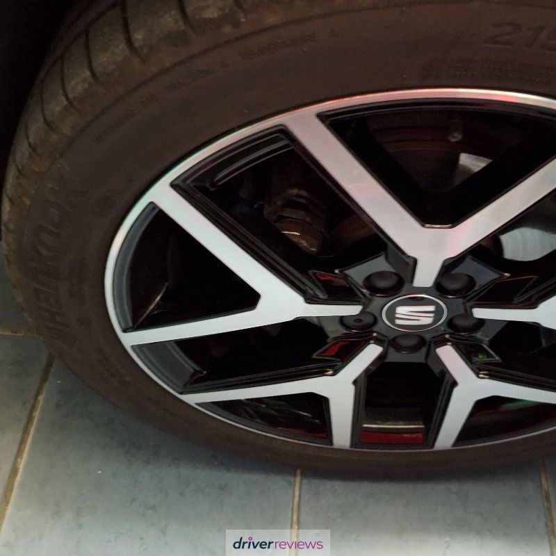 Image #5; Hankook Ventus S1 evo3, 215/45 R18 W; SEAT Arona