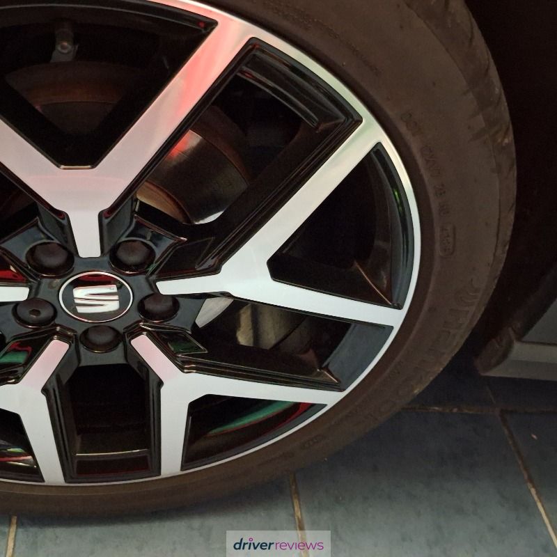 Image #6; Hankook Ventus S1 evo3, 215/45 R18 W; SEAT Arona