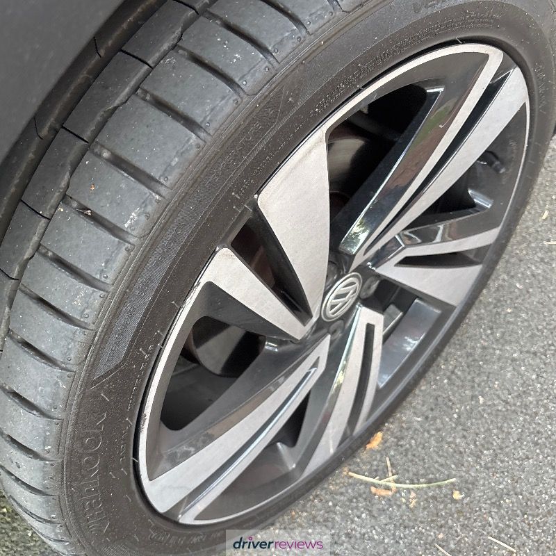 Image #1; Hankook Ventus S1 evo3, 215/45 R18 Y; Volkswagen T-Cross