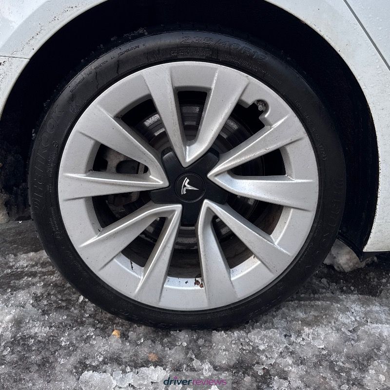 Hankook Ventus S1 Evo 3 285/30 R21 at Blackcircles.com