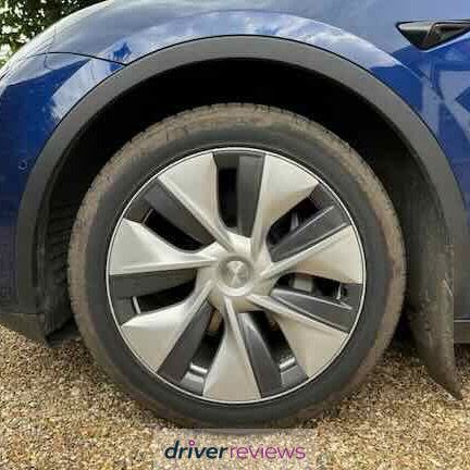 Hankook Ventus S1 Evo 3 255/45 R19 at Blackcircles.com