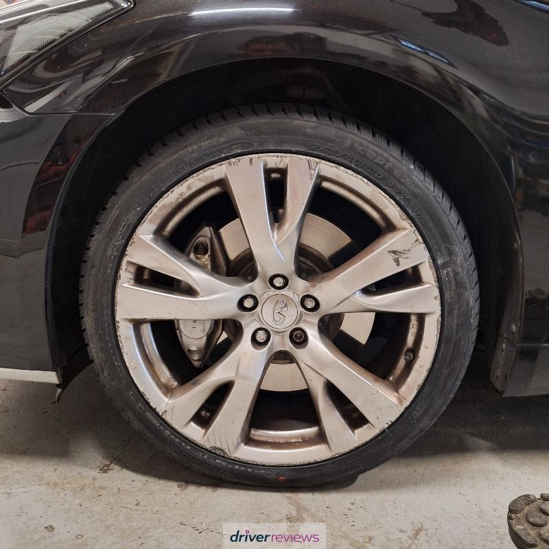 Image #5; Hankook Winter i*cept evo2, 245/40 R20 W; Infiniti Q70