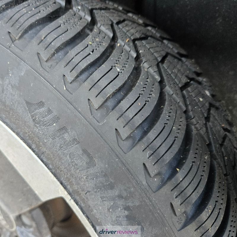 Image #1; Hankook Winter i*cept evo3, 215/50 R18 V; Audi Q2