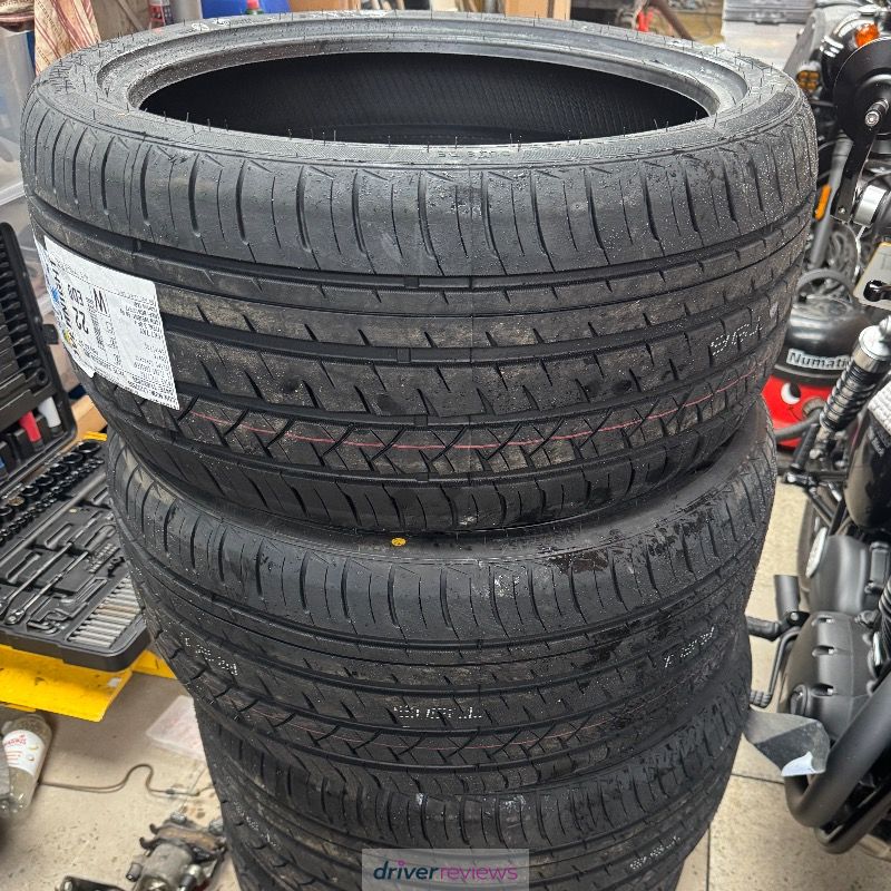 iLink Thunder U09 235/50 R18 at Blackcircles.com