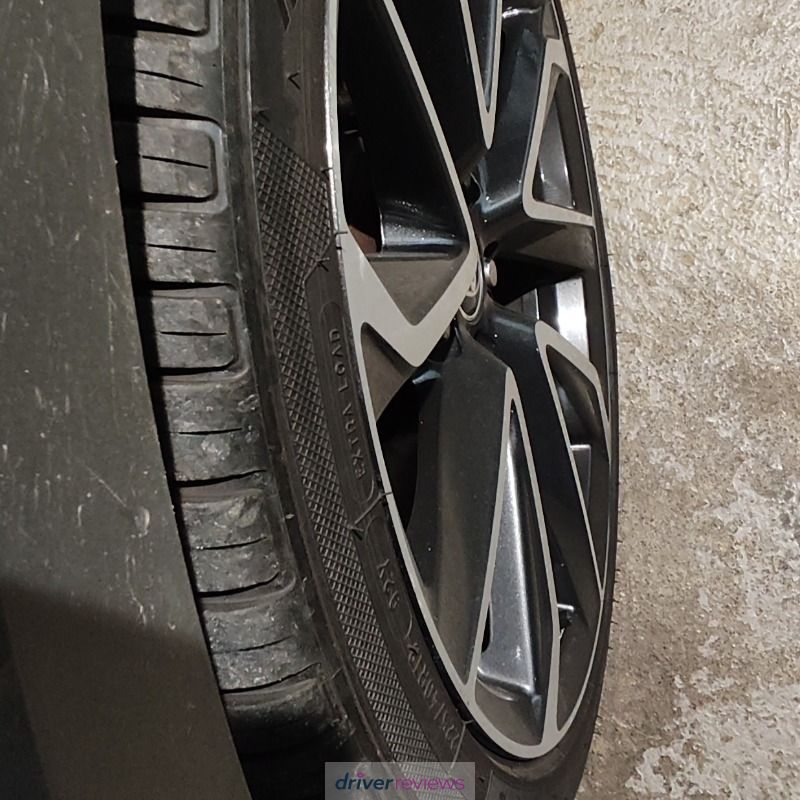Image #10; Kleber Dynaxer HP5, 225/40 R18 Y; Toyota Corolla