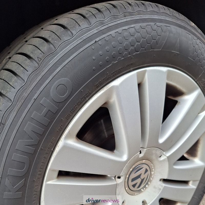 Kumho Ecowing ES31 165/70 R14 at Blackcircles.com