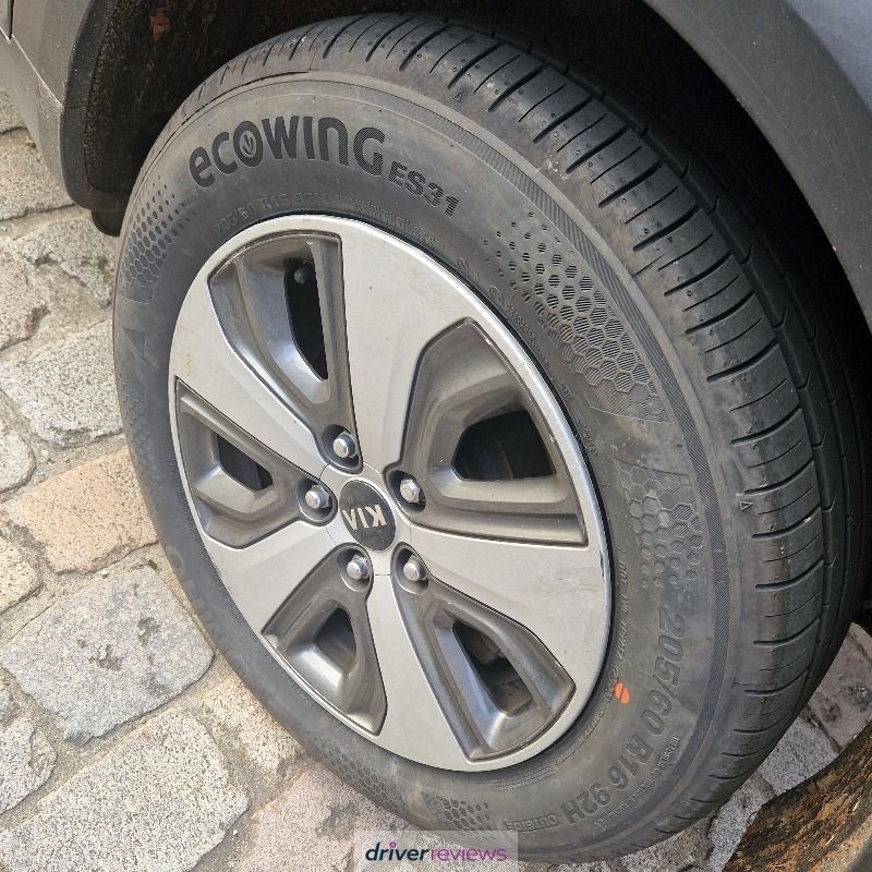 Kumho Ecowing ES31 155/65 R14 at Blackcircles.com