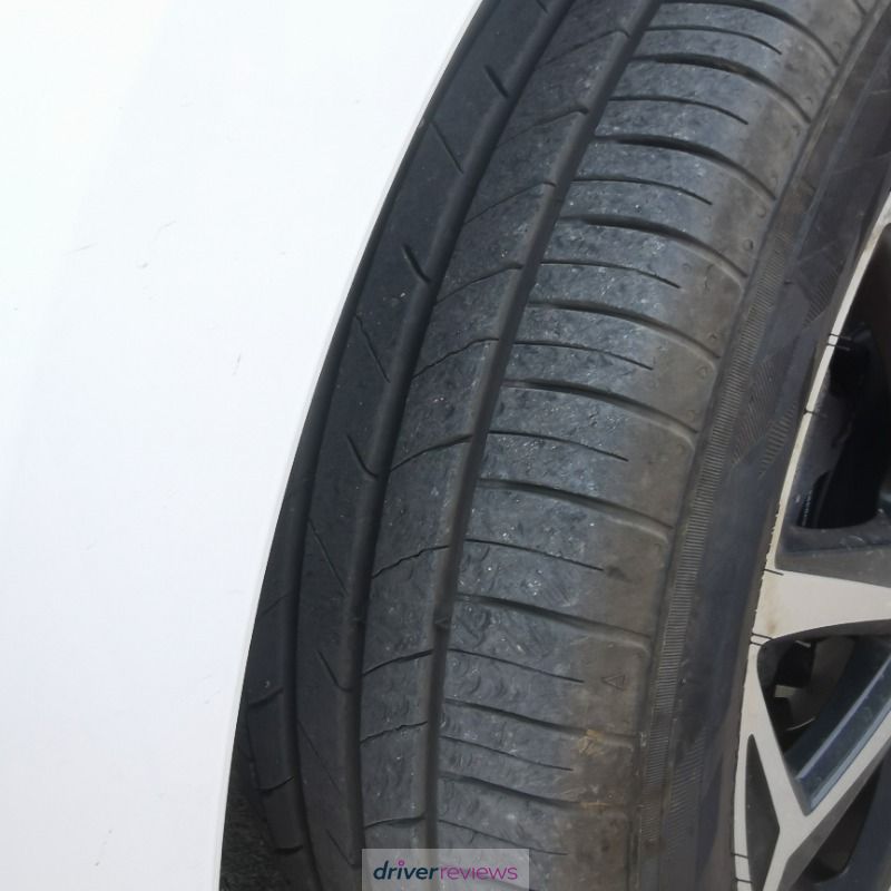 Image #2; Kumho Ecsta HS52, 195/55 R16 V; Toyota Yaris