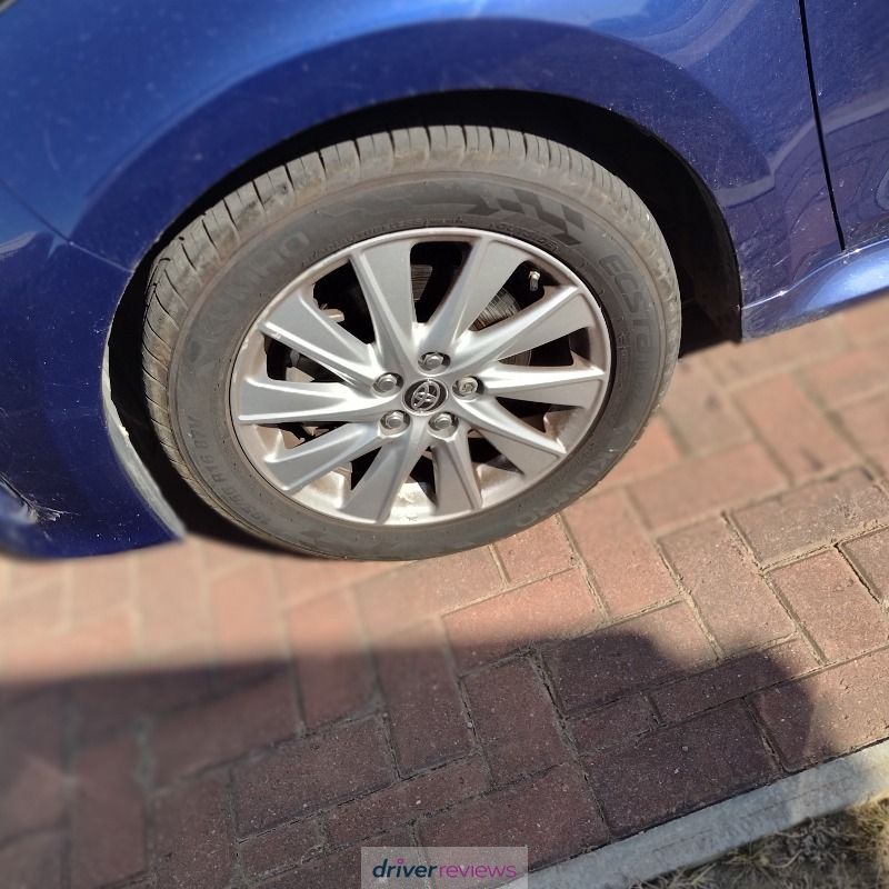 Kumho Ecsta HS52 195/55 R16 at Blackcircles.com