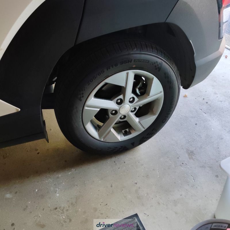 Image #5; Kumho Ecsta PS71, 205/65 R16 H; Hyundai Kona