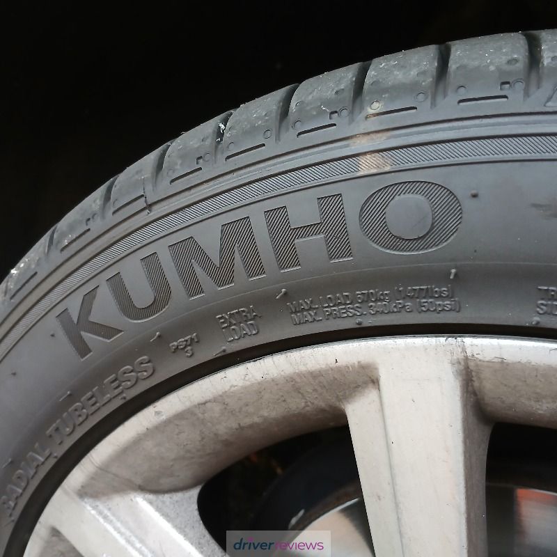 Kumho Ecsta PS71 225/45 R17 at Blackcircles.com Kumho Ecsta PS71 225/45 R17 at Blackcircles.com
