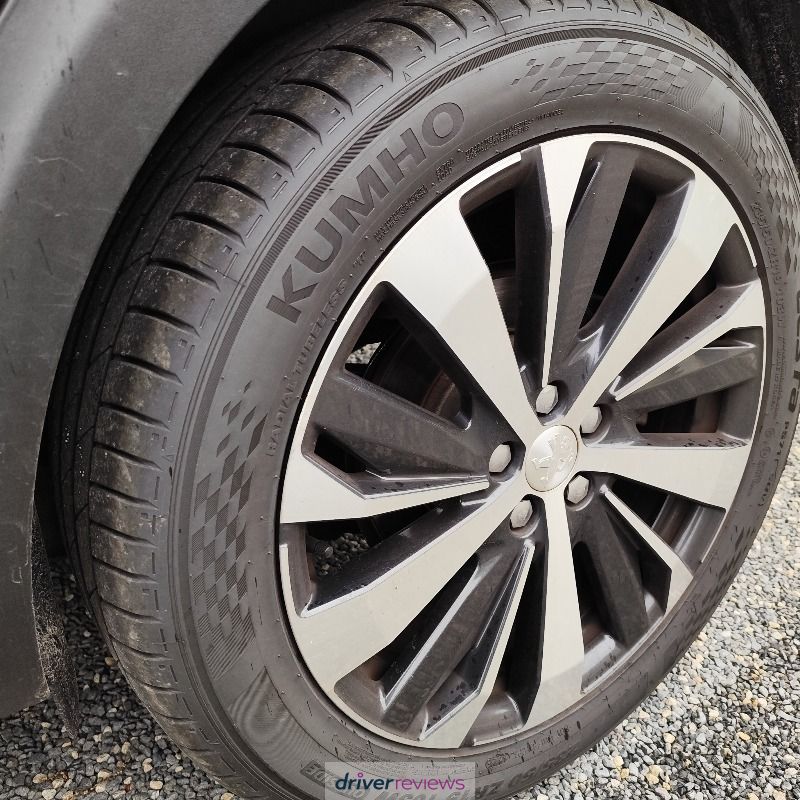 Image #1; Kumho Ecsta PS71, 235/50 R19 W; Peugeot 3008