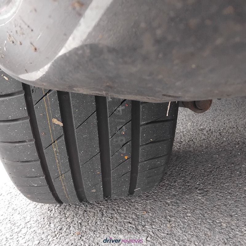 Kumho Ecsta PS71 SUV 235/65 R17 at Blackcircles.com