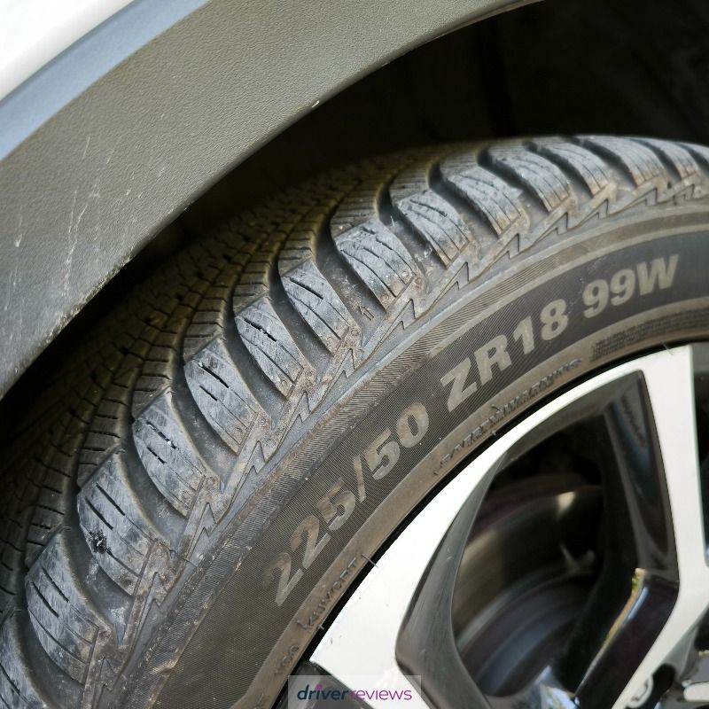 Image #2; Kumho Solus 4S HA32, 225/50 R18 W; Toyota C-HR
