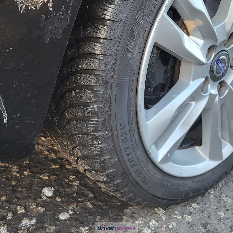 Image #3; Kumho Solus 4S HA32, 235/45 R17 Y; Volvo S60