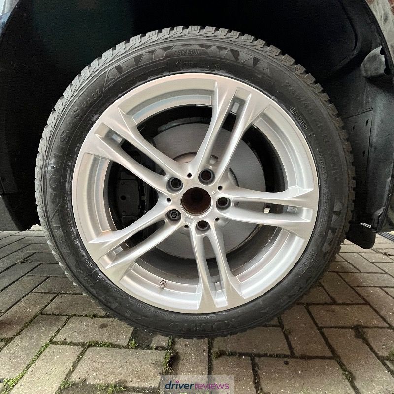 Ganzjahresreifen 245/45 R18 100W ZR Kumho Solus 4S HA-32 3PMSF XL