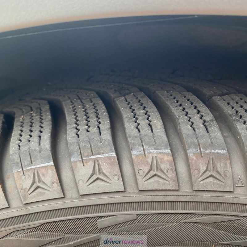 Image #1; Kumho WinterCraft WP71, 245/40 R17 V; BMW Z3