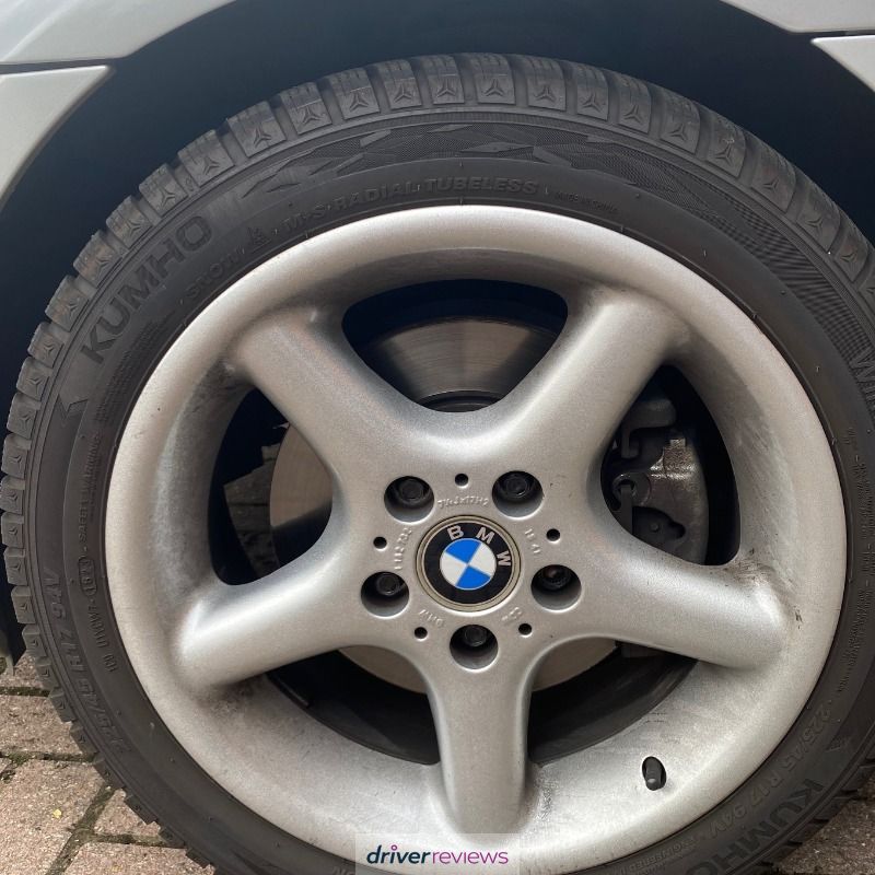 Image #2; Kumho WinterCraft WP71, 245/40 R17 V; BMW Z3