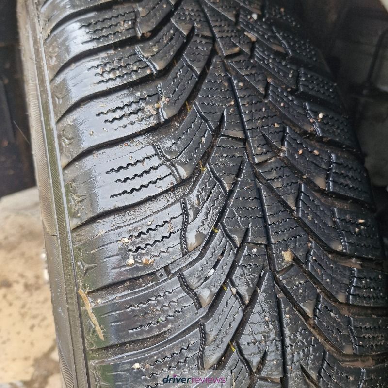 Image #1; Kumho WP52, 205/60 R16 H; Peugeot 407