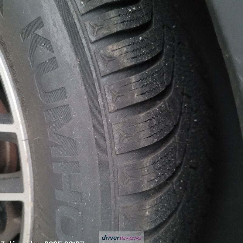 Image #3; Kumho WP52+, 215/65 R17 V; Citroen C5 Aircross