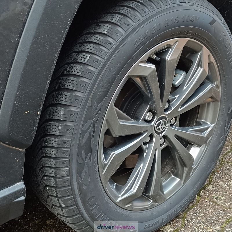 Image #5; Kumho WP52, 225/60 R18 V; Toyota RAV4