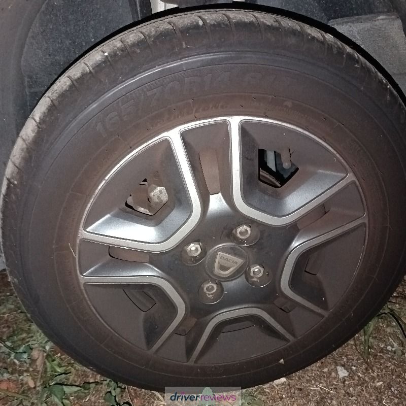 Image #1; Linglong Green-max HP050, 165/70 R14 H; Dacia Spring
