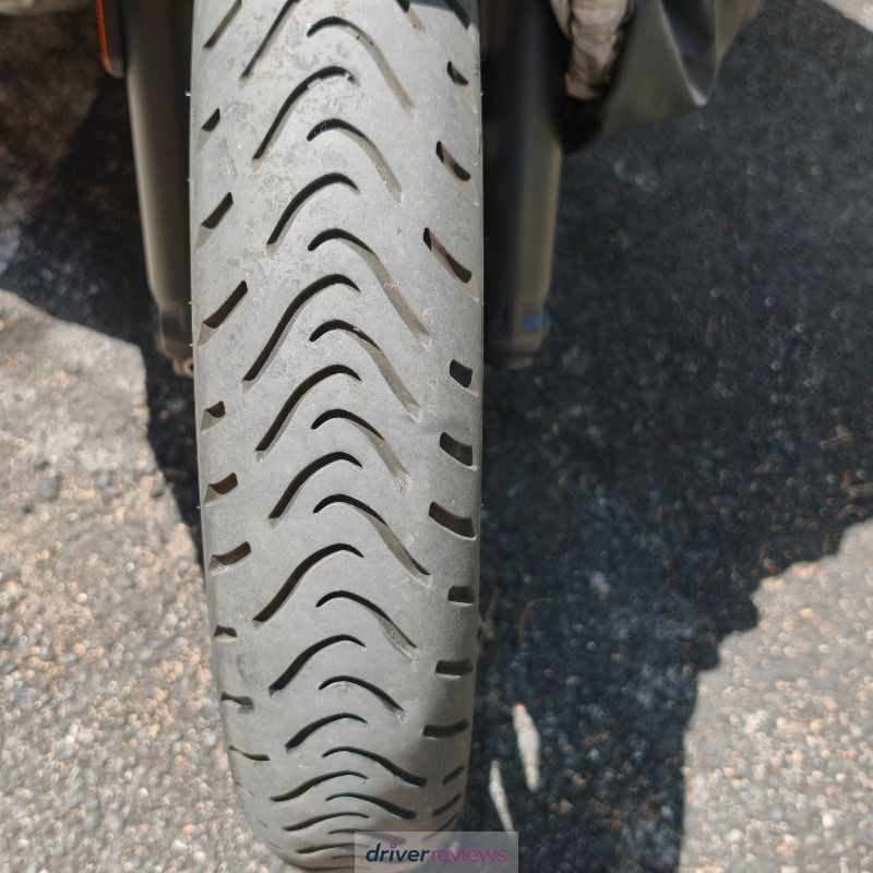 Image #1; Metzeler ROADTEC 01, 150/70 R17 V;  