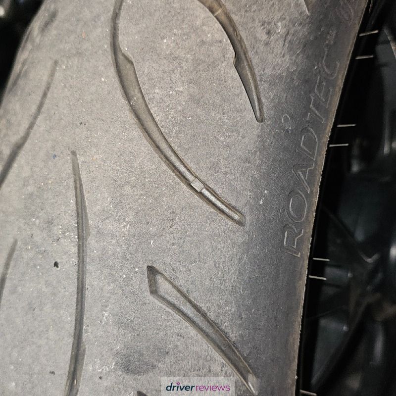 Image #2; Metzeler ROADTEC 02, 120/70 R17 W;  