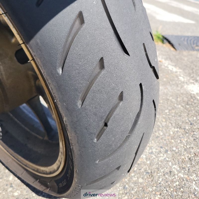 Image #1; Metzeler ROADTEC 02, 180/55 R17 W; Yamaha XSR900