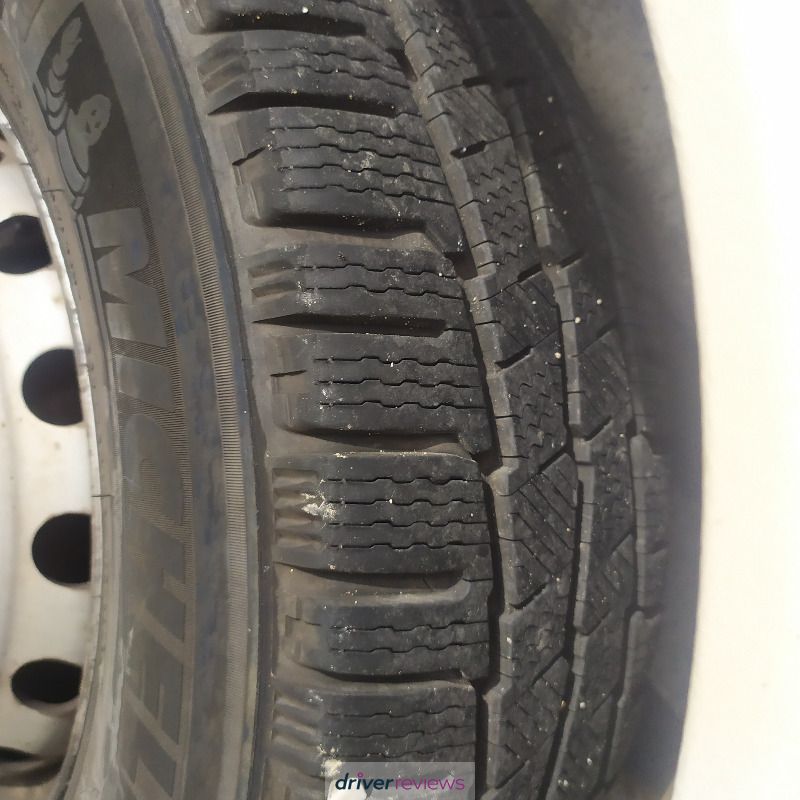 Image #4; Michelin Agilis Alpin, 225/70 R15 R; Mercedes-Benz Sprinter
