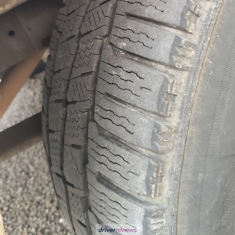 Image #1; Michelin Agilis Alpin, 225/70 R15 R; Mercedes-Benz Sprinter