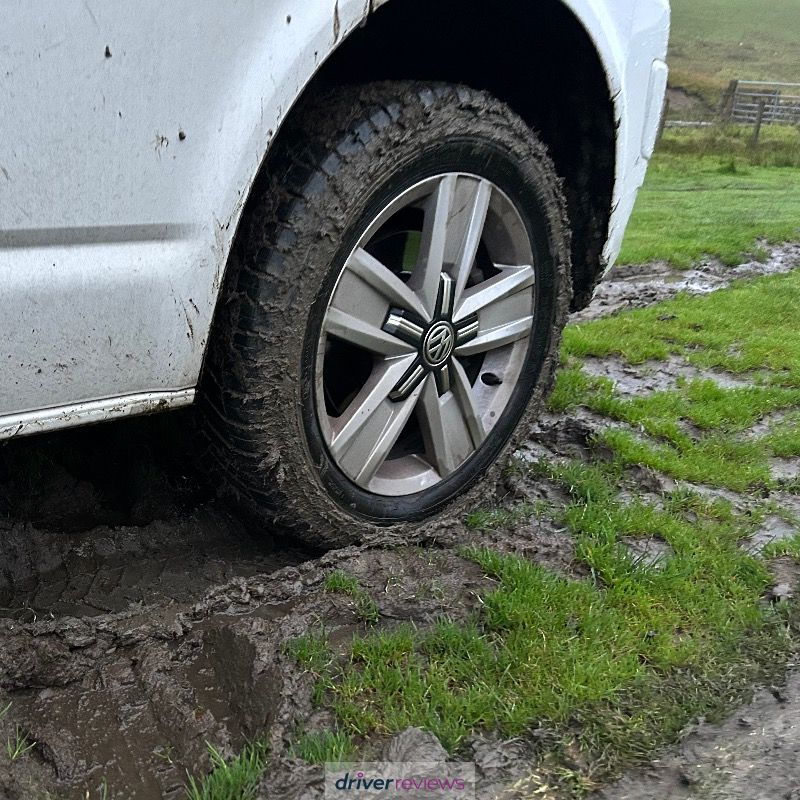 Image #8; Michelin Agilis CrossClimate, 215/60 R17 T; Volkswagen Transporter