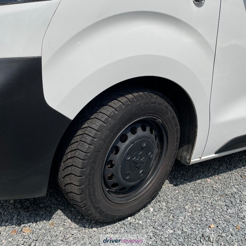 Image #3; Michelin Agilis CrossClimate, 215/65 R16 T; Peugeot Expert