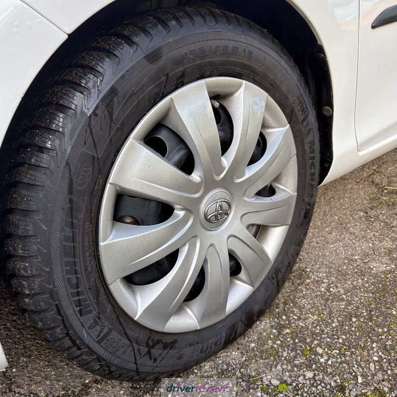 Image #2; Michelin Alpin A4, 175/65 R15 T; Toyota Yaris