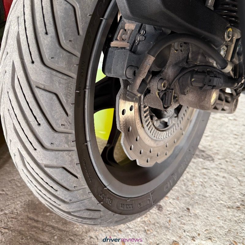 Image #9; Michelin CITY GRIP 2, 110/70 R13 S;  