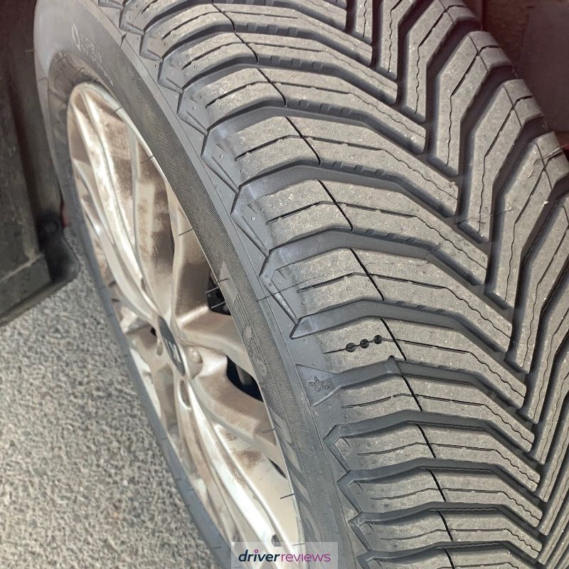 Michelin CrossClimate 2 225/45 R17 at Blackcircles.com