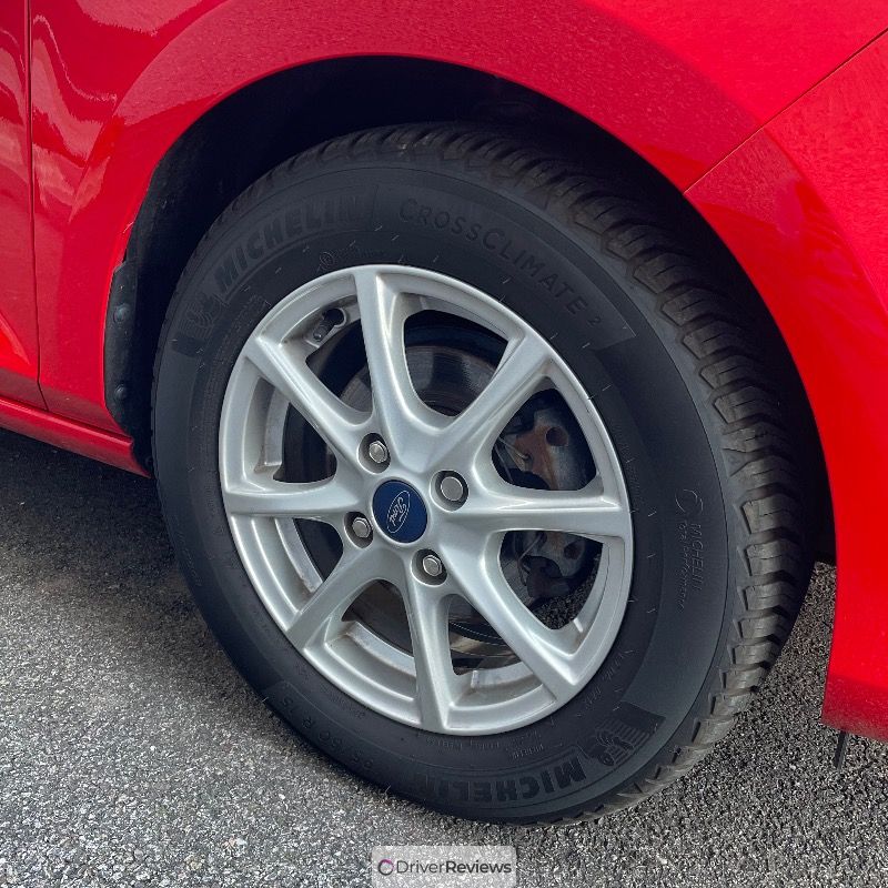 Michelin CrossClimate 2 195/60 R15 at Blackcircles.com
