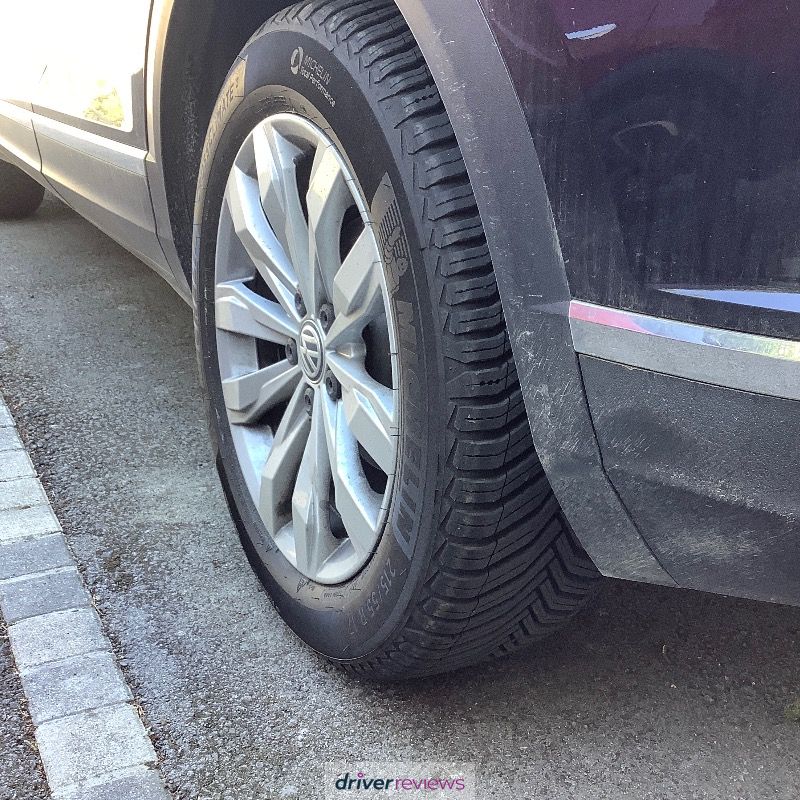 Image #3; Michelin CrossClimate 2, 215/55 R17 W; Volkswagen T-ROC