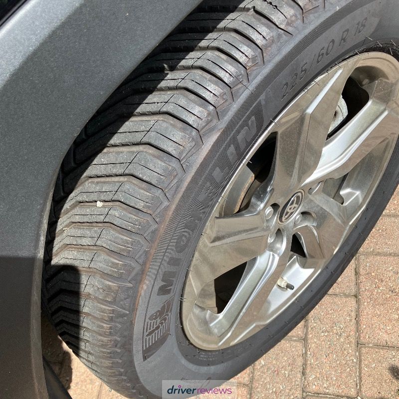 Image #2; Michelin CrossClimate 2, 225/60 R18 W; Toyota RAV4