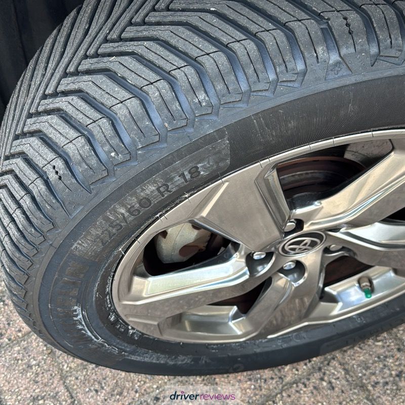 MICHELIN CROSSCLIMATE 2 255/45 R18 103Y | Euromaster