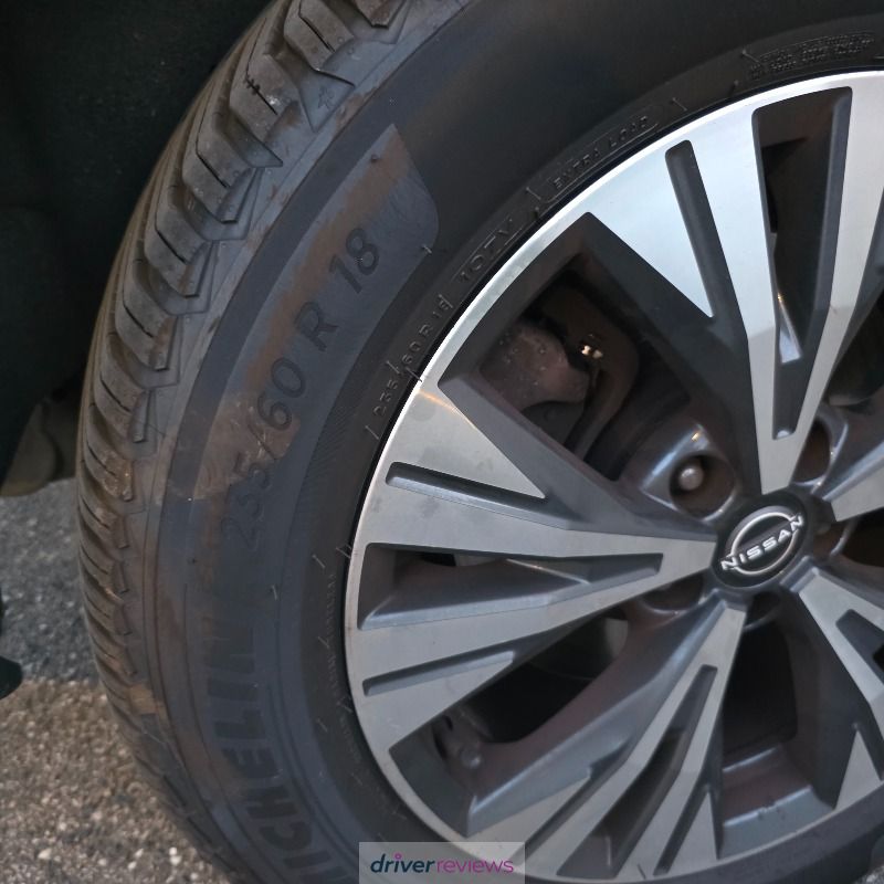 Image #6; Michelin CrossClimate 2 SUV, 235/60 R18 V; Nissan X-Trail